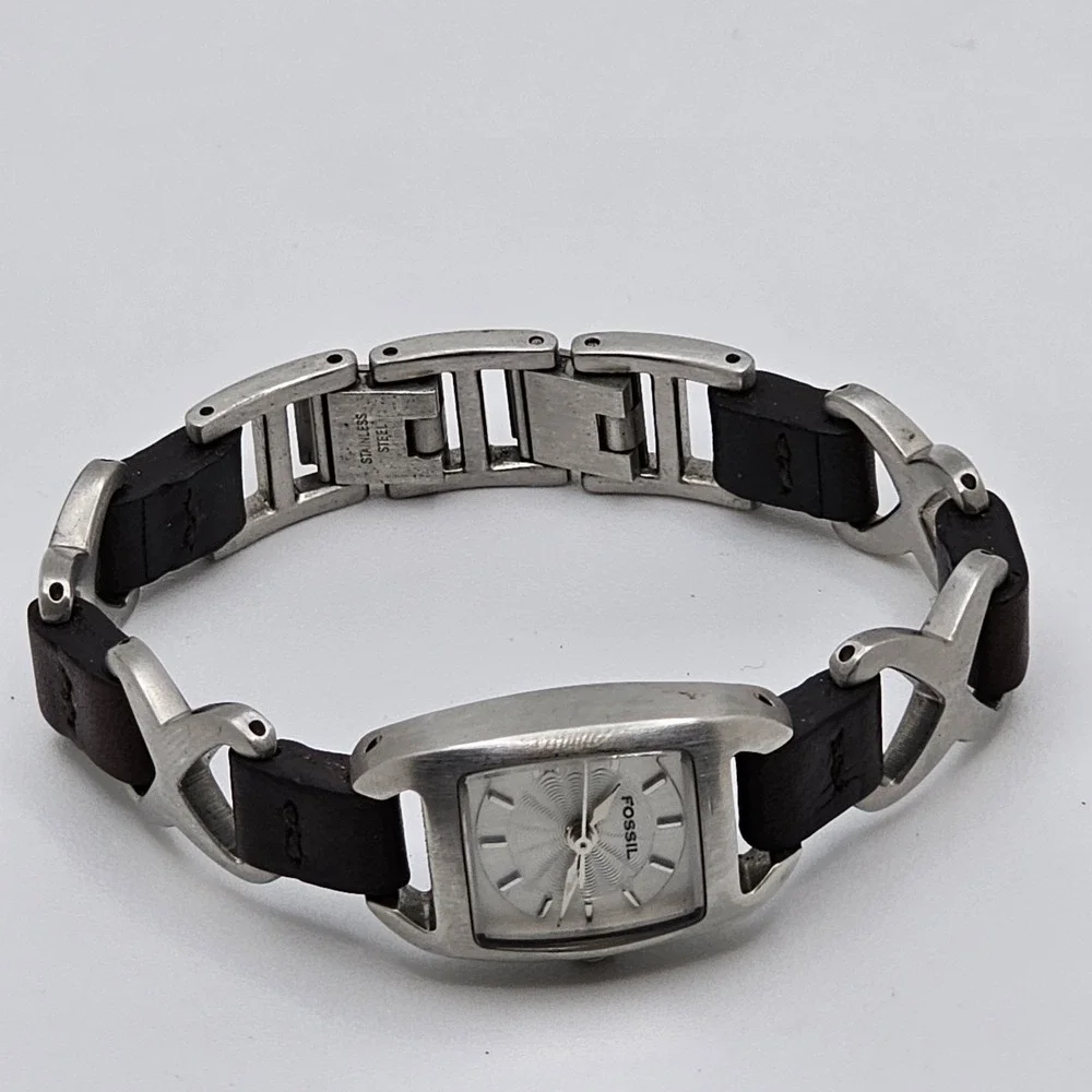 Fossil ES-1645 Women Watch 17mm Rectangle Dial Silver Tone